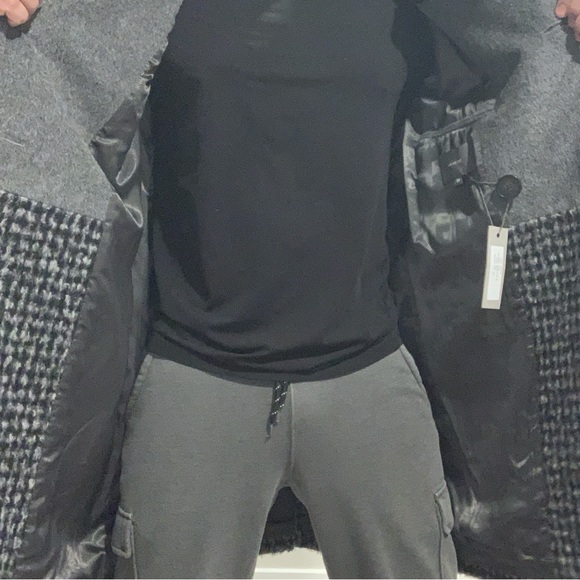 Mr. Nieves Men’s Alpaca Coat - Picture 10 of 14